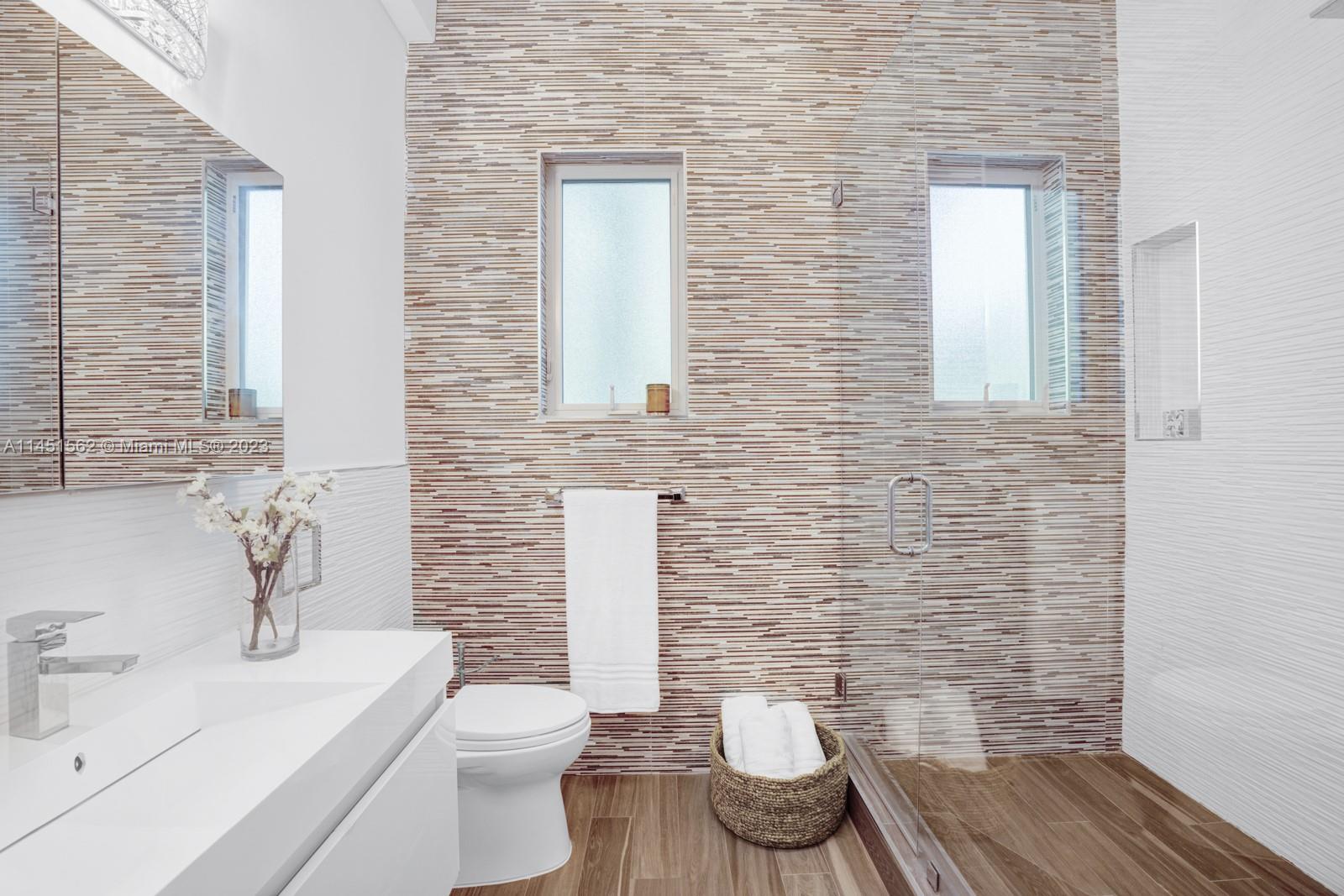 BAY POINT - Residential