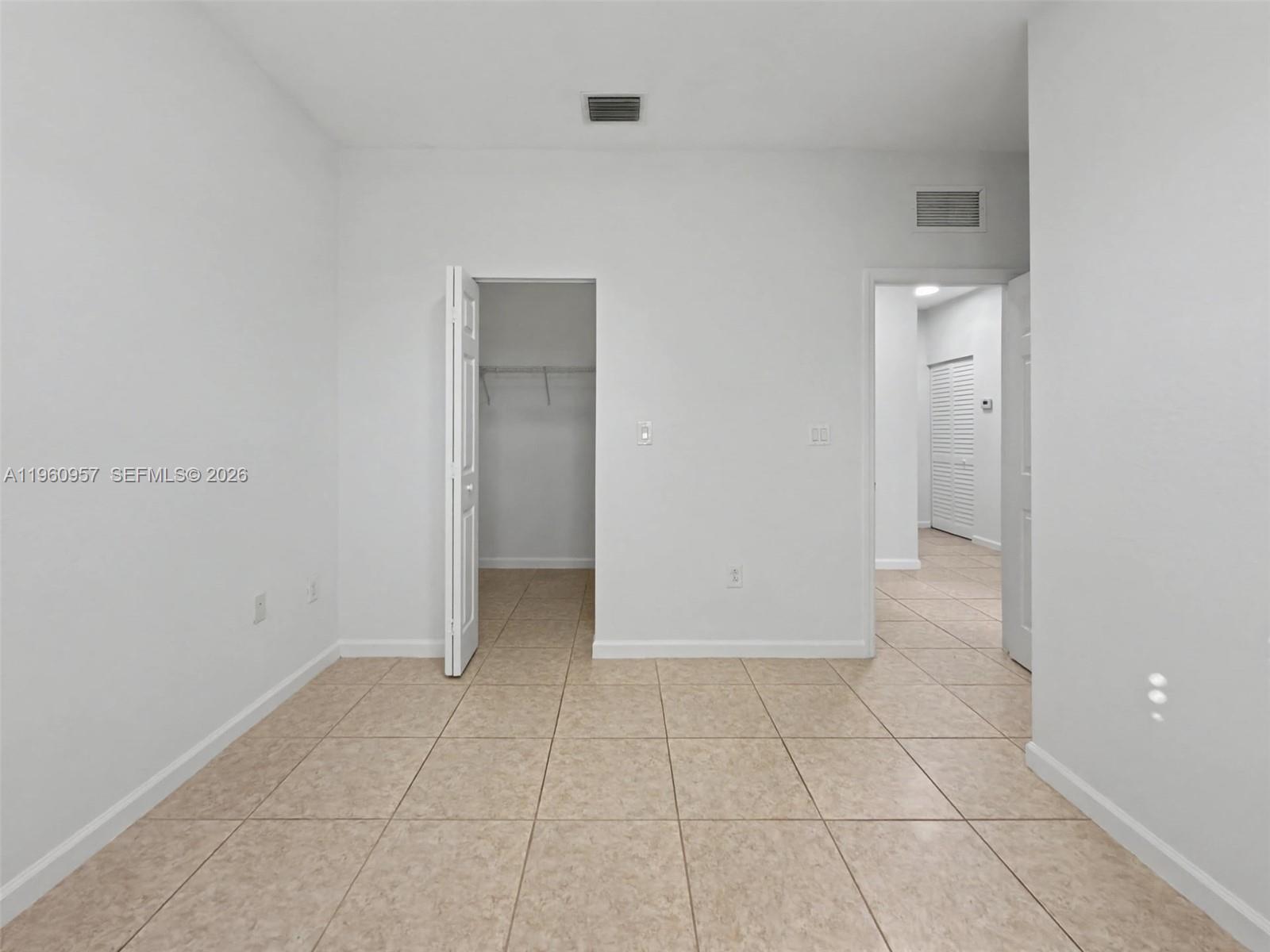 SILVER PALM EAST SEC THRE - Residential