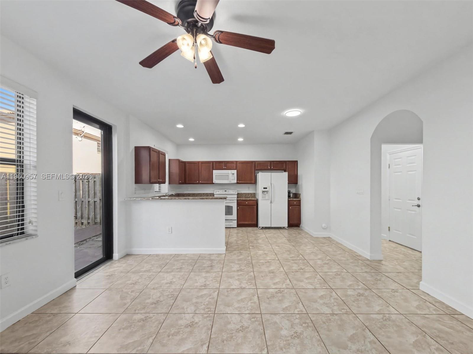 SILVER PALM EAST SEC THRE - Residential