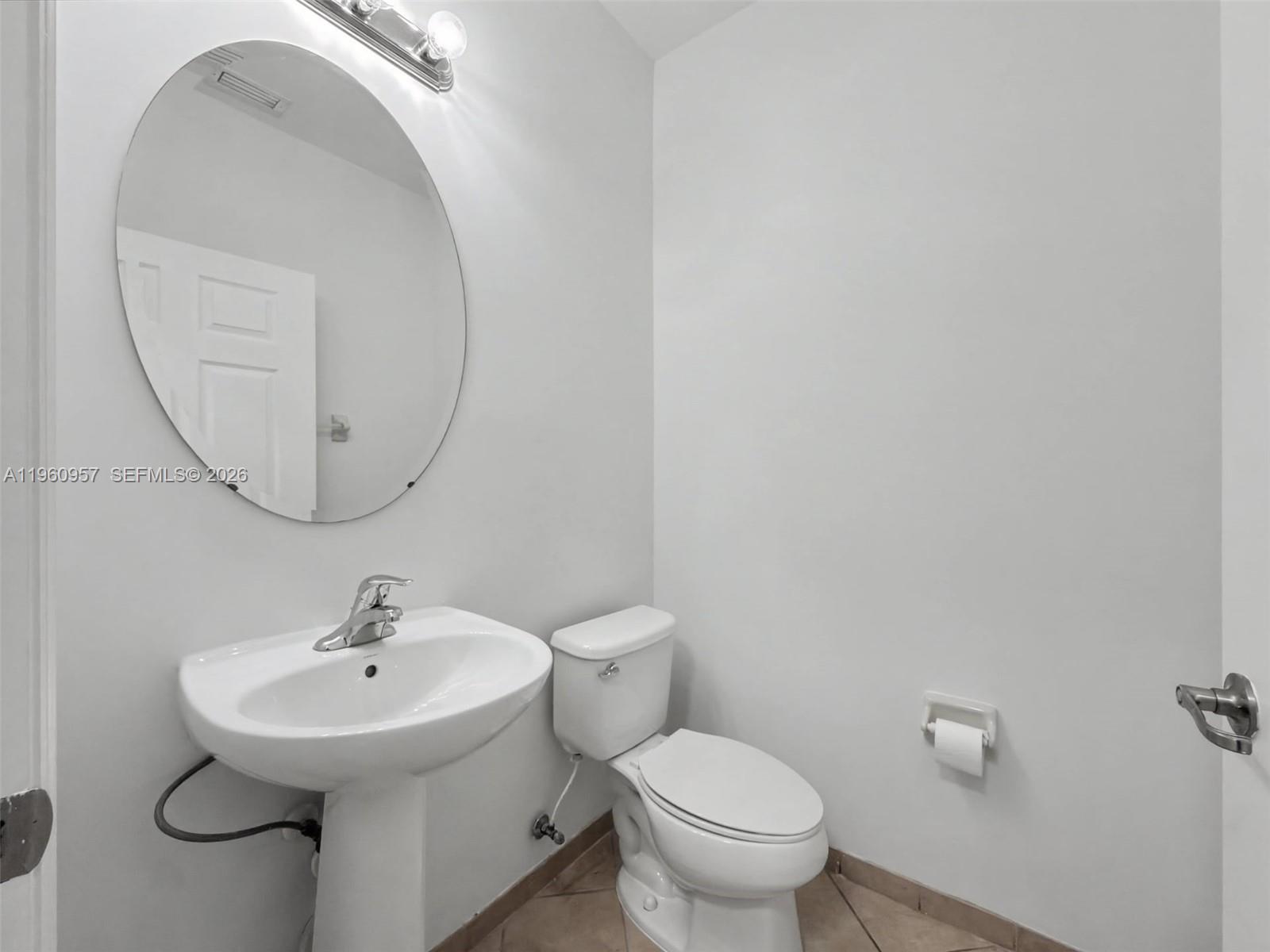 SILVER PALM EAST SEC THRE - Residential