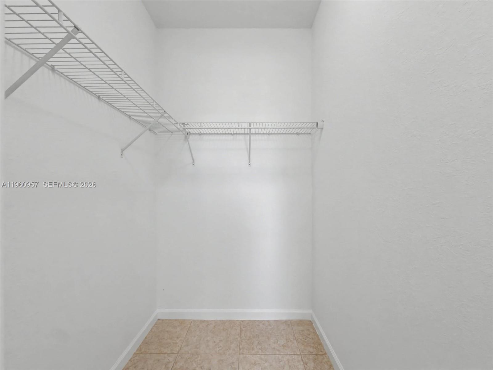 SILVER PALM EAST SEC THRE - Residential