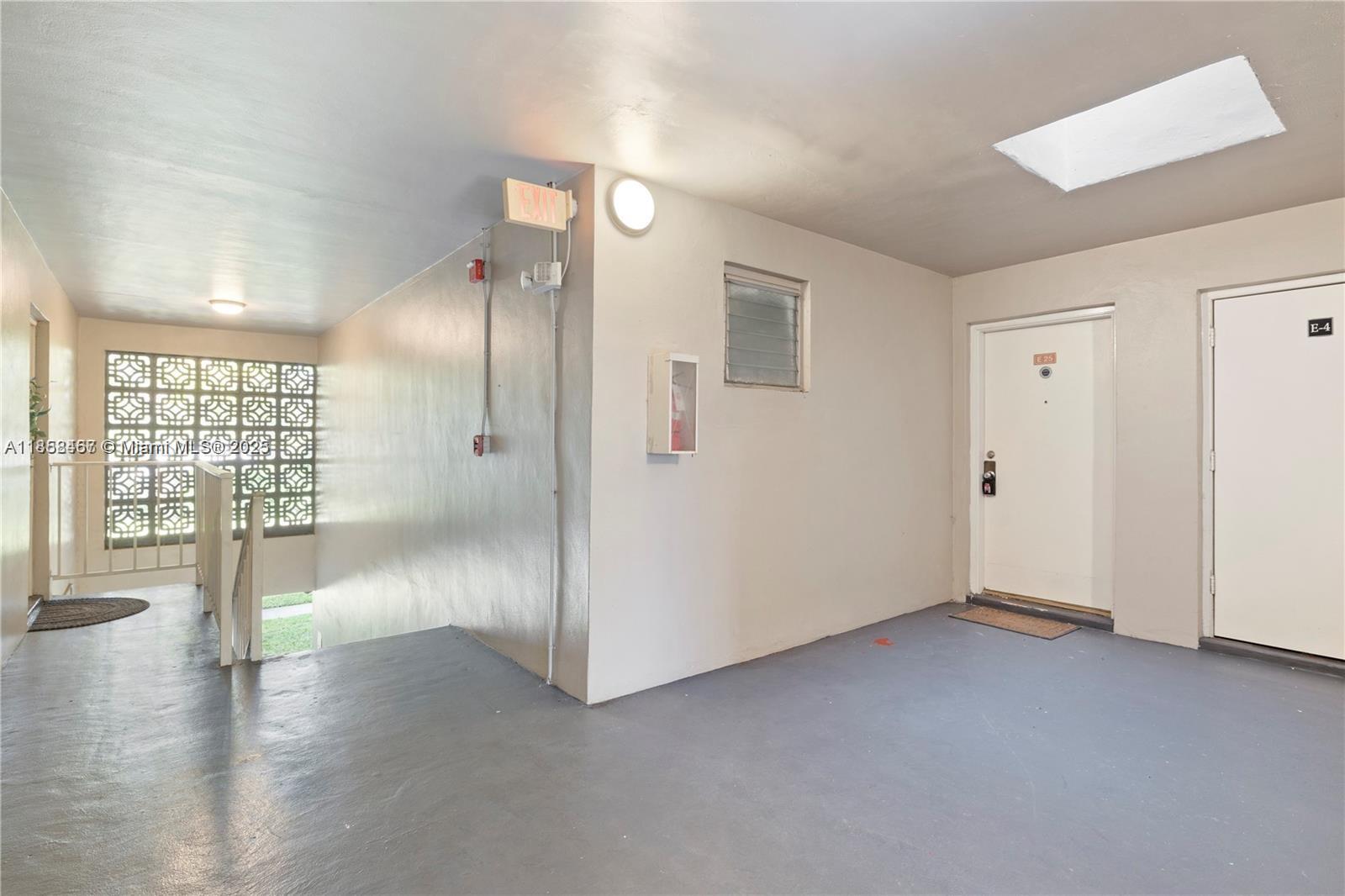 LAKE PALACID CONDO - Residential Lease