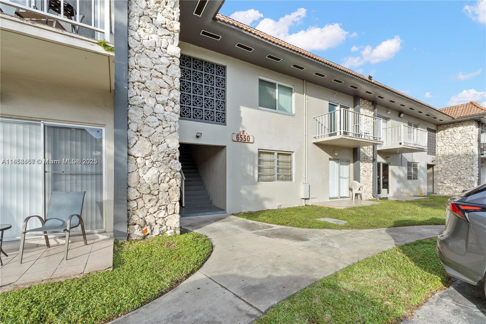 LAKE PALACID CONDO - Residential Lease