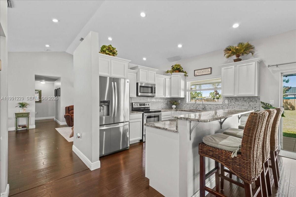 REDLANDS BEST - Residential