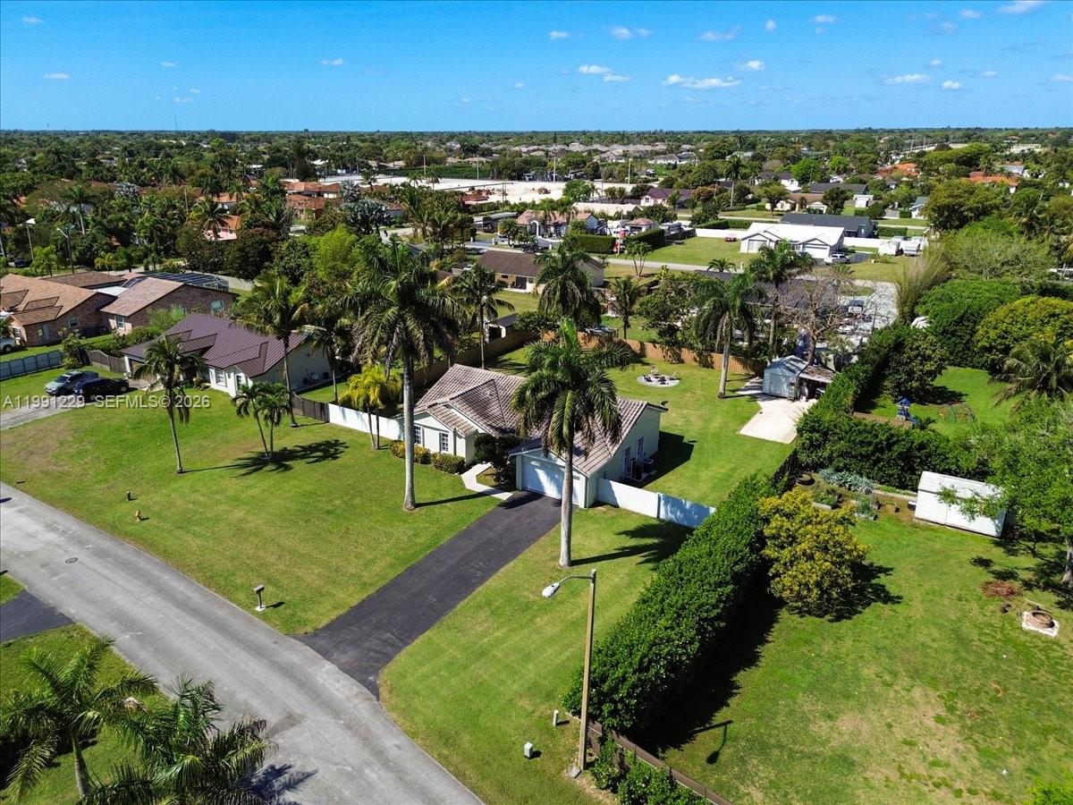 REDLANDS BEST - Residential