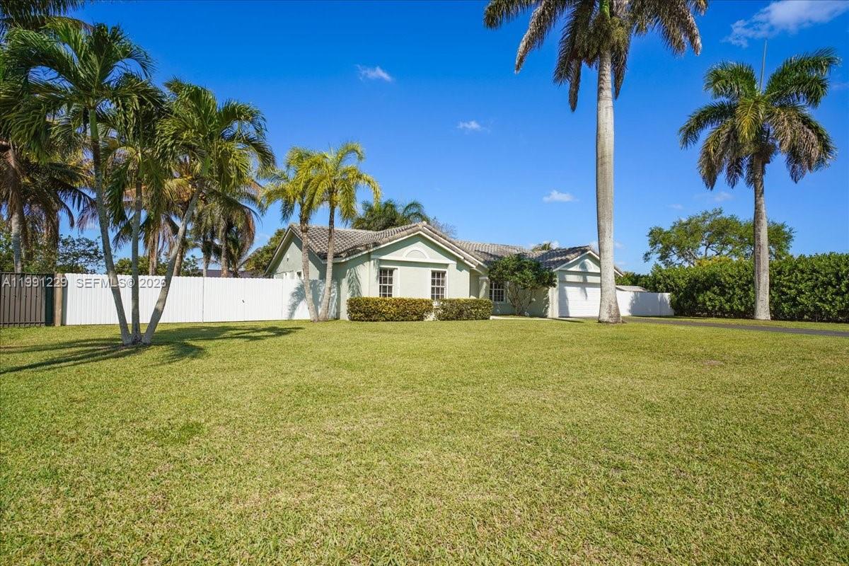 REDLANDS BEST - Residential