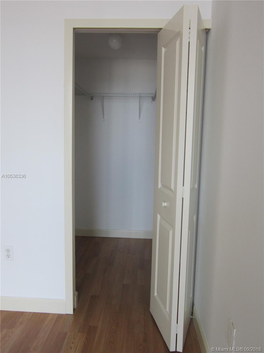 THE SAIL CONDO - Residential Lease