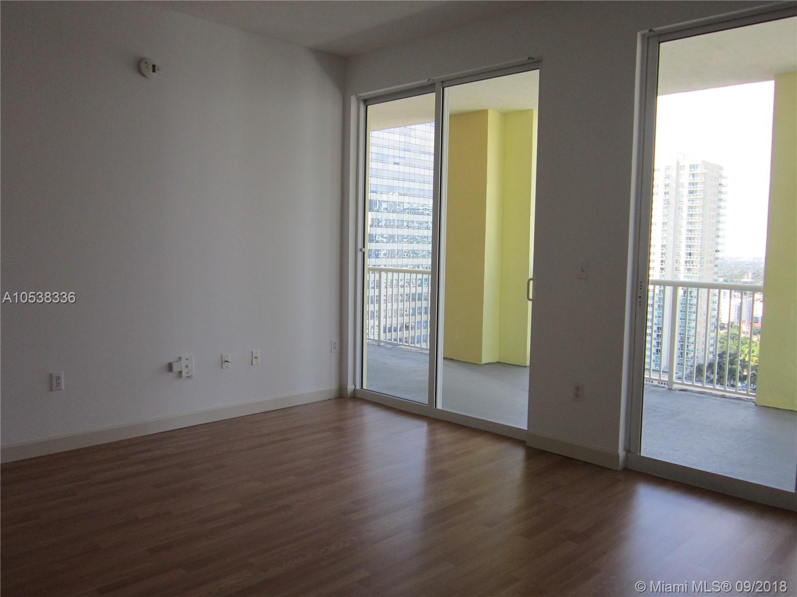 THE SAIL CONDO - Residential Lease