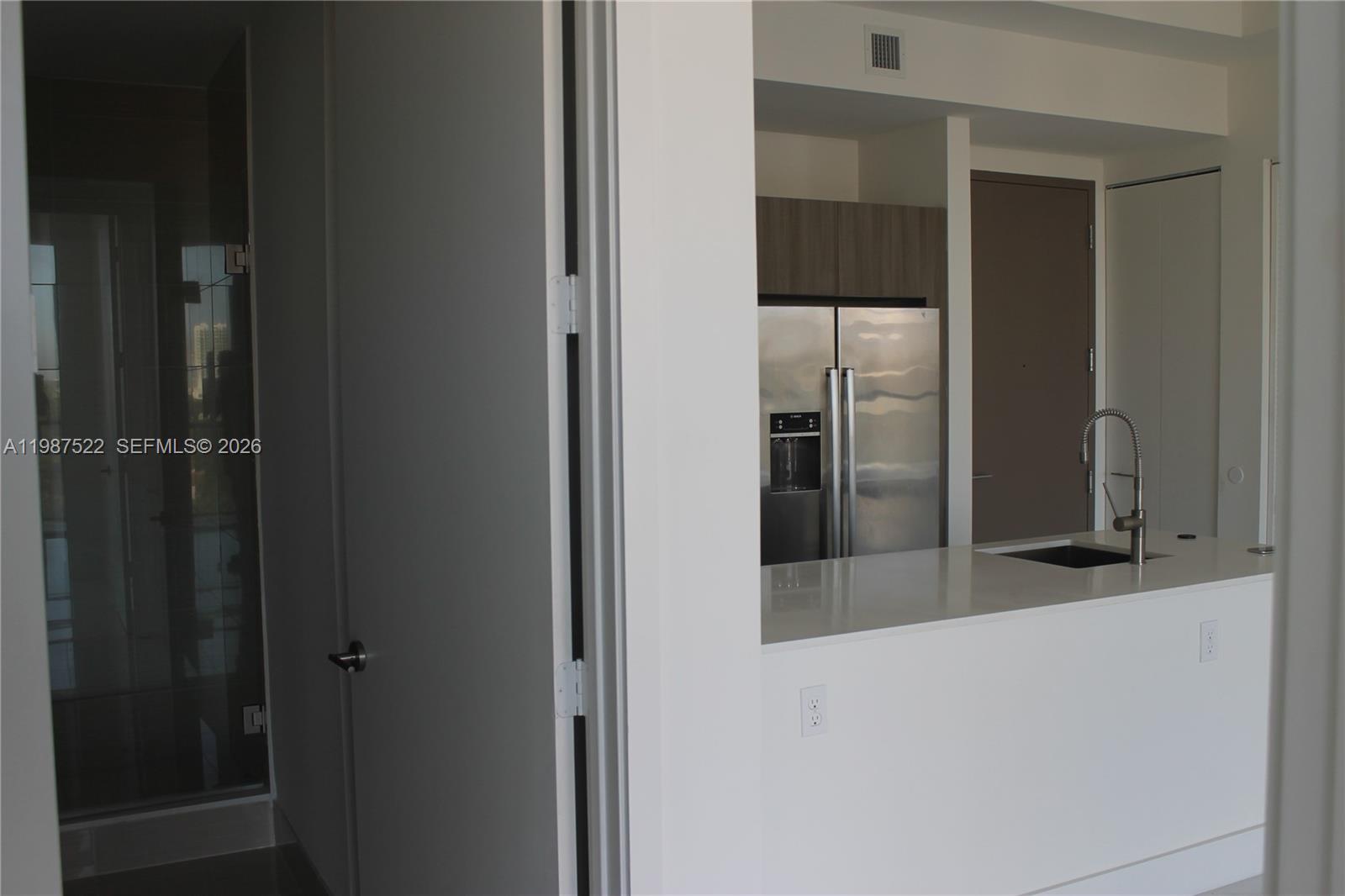 CASSA BRICKELL CONDO - Residential Lease