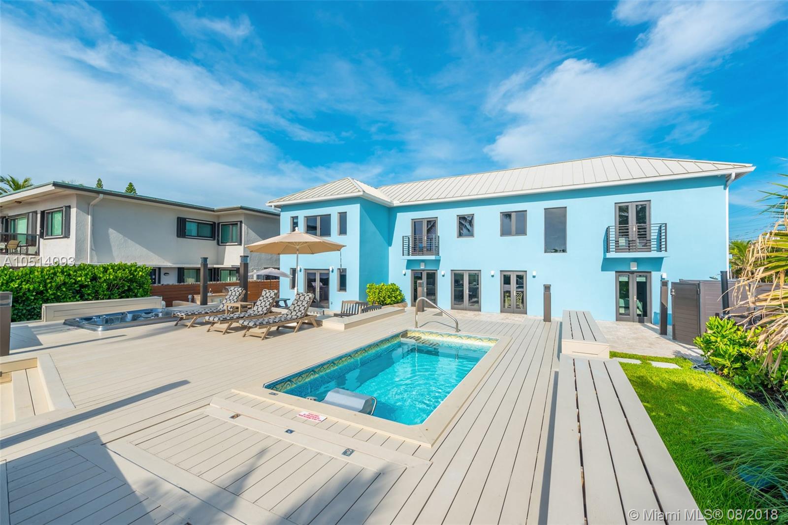 HOLLYWOOD CENTRAL REACH - Residential