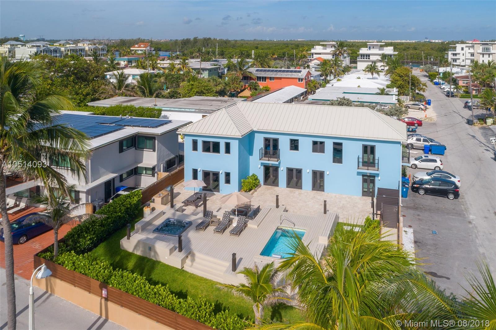 HOLLYWOOD CENTRAL REACH - Residential