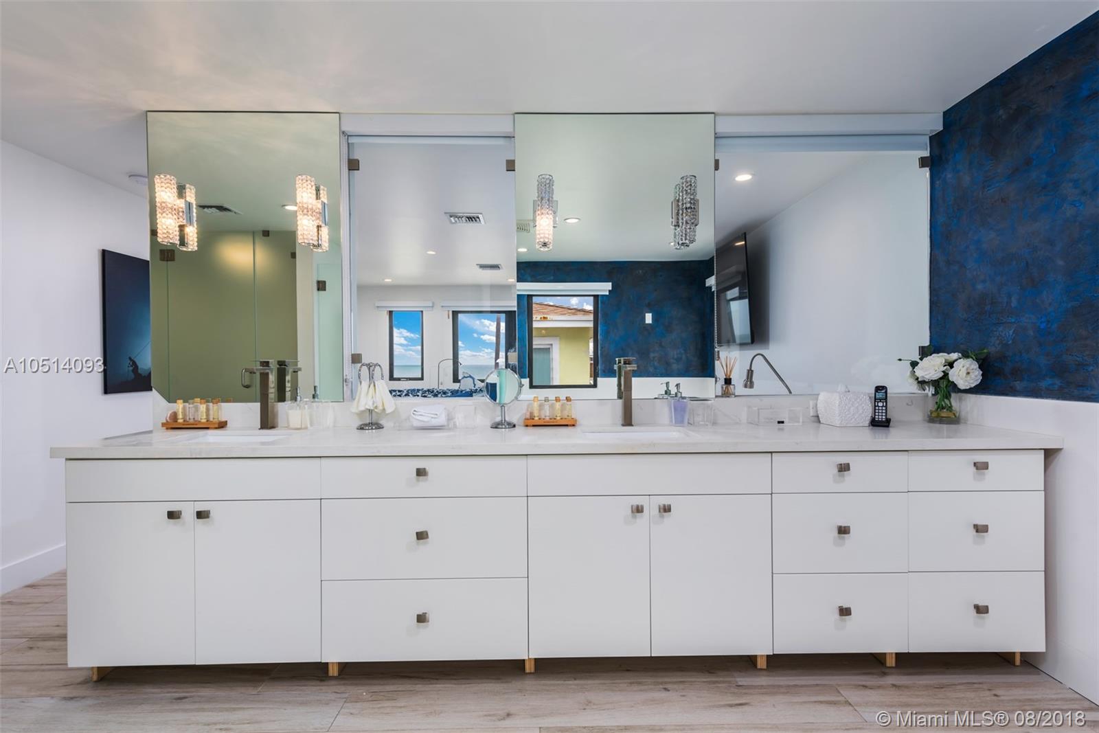 HOLLYWOOD CENTRAL REACH - Residential