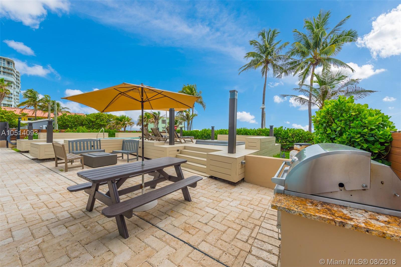 HOLLYWOOD CENTRAL REACH - Residential