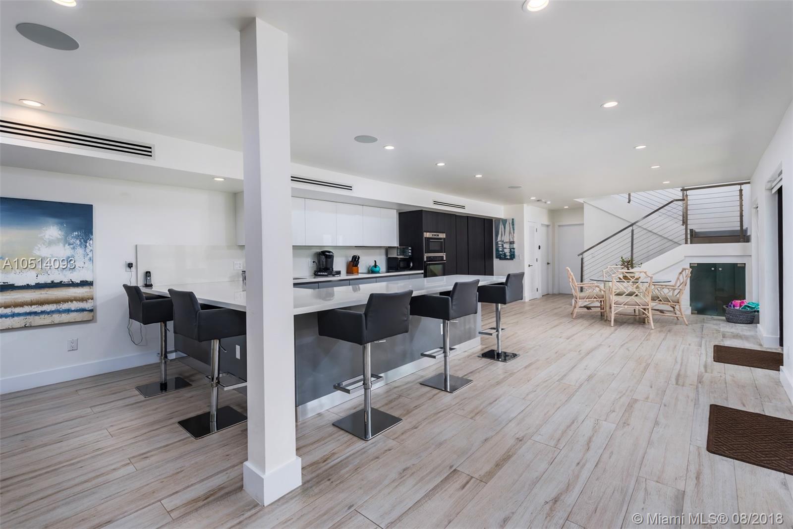 HOLLYWOOD CENTRAL REACH - Residential