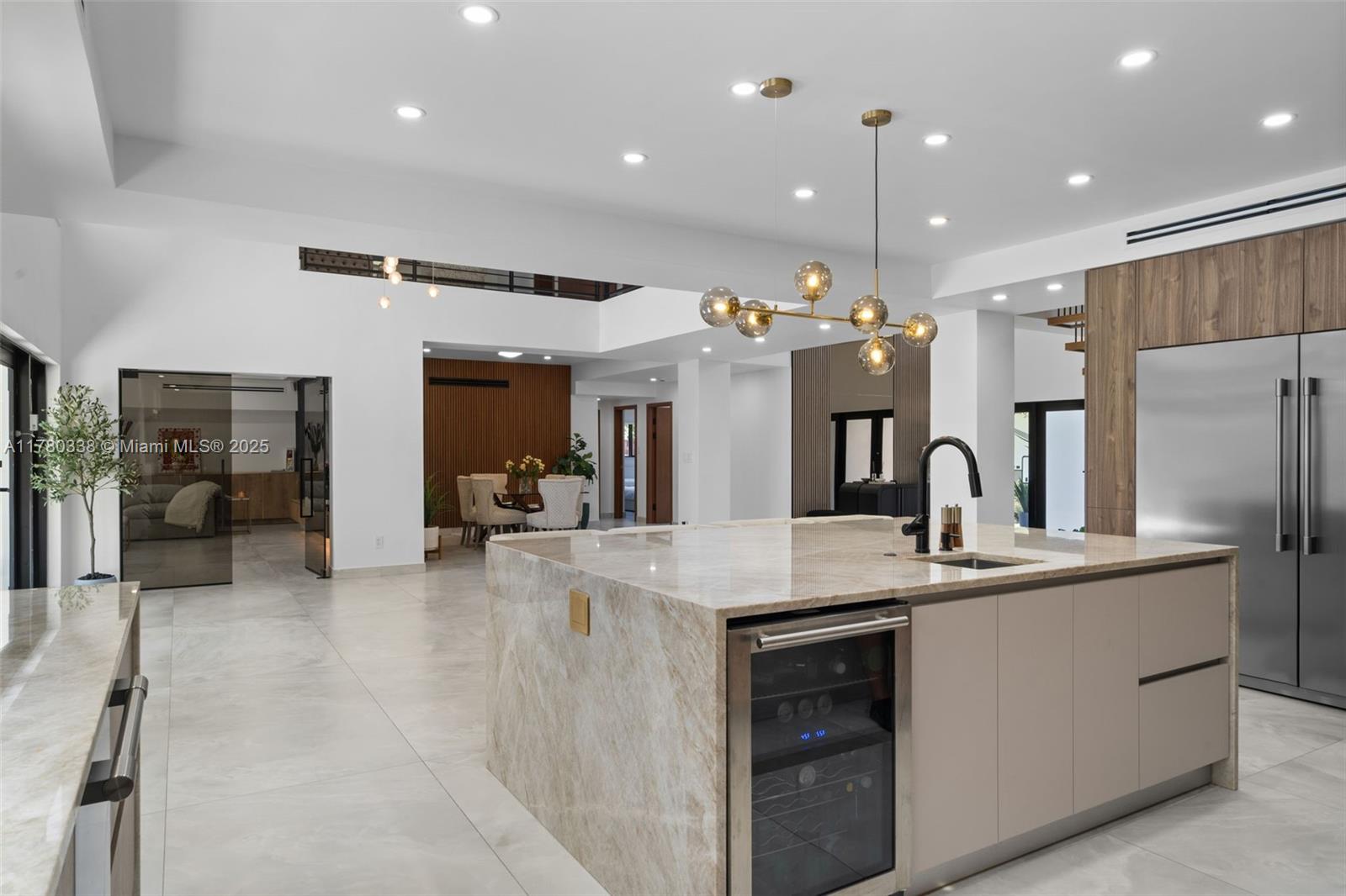 RIVERLAND MANORS - Residential