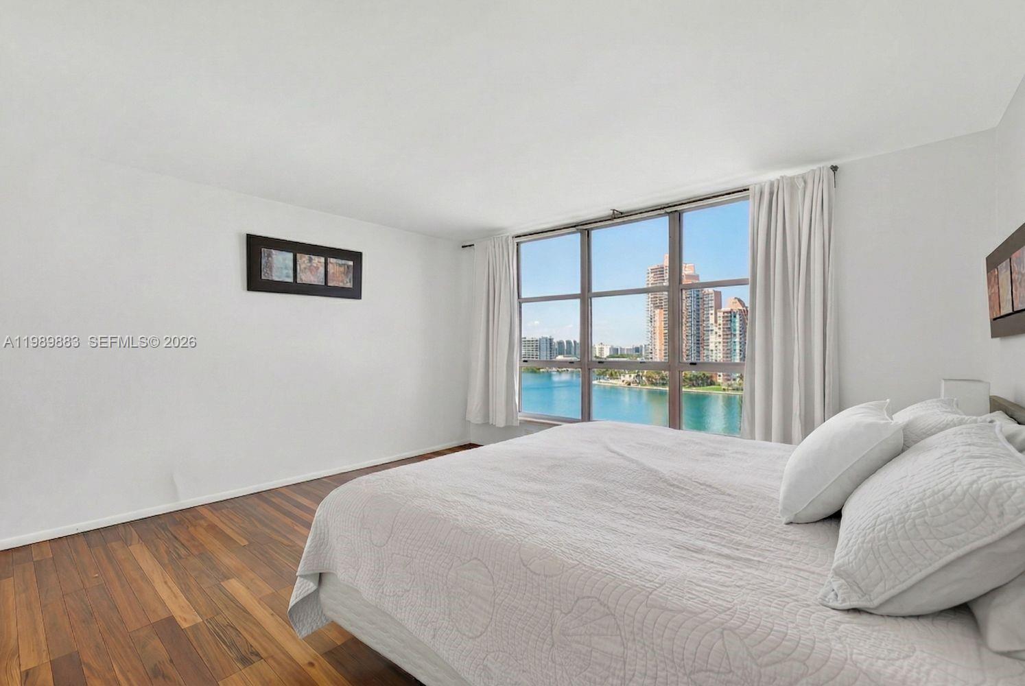 MYSTIC POINTE CONDO NO ON - Residential