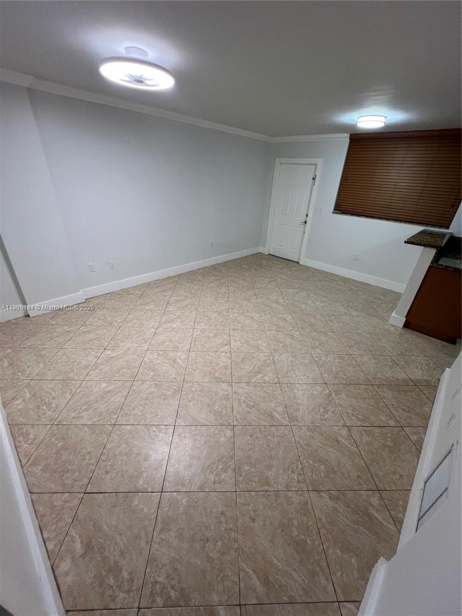 1515 CORAL TOWERS CONDOMI - Residential Lease