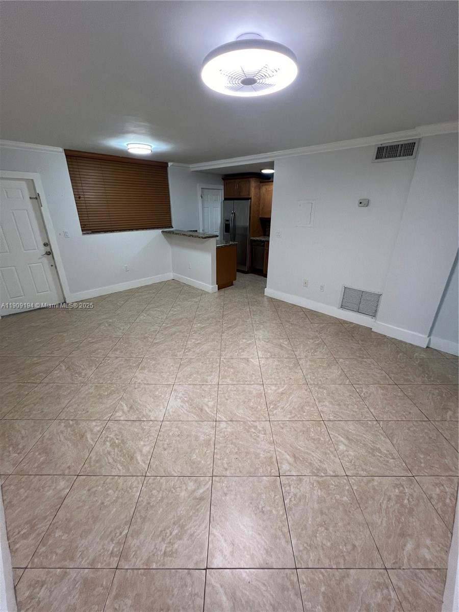 1515 CORAL TOWERS CONDOMI - Residential Lease