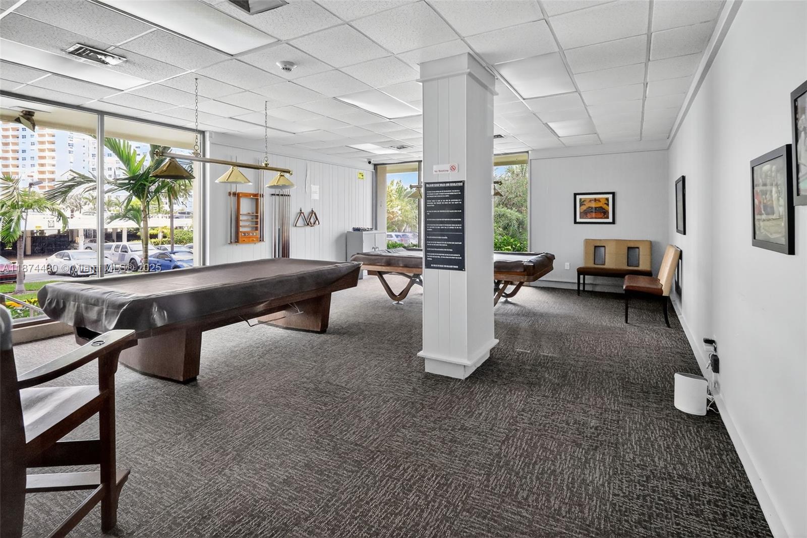 ARLEN HOUSE CONDO - Residential