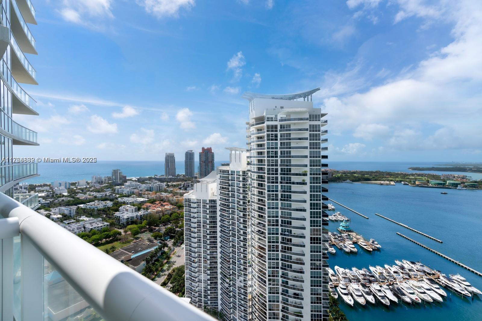 ICON CONDO - Residential