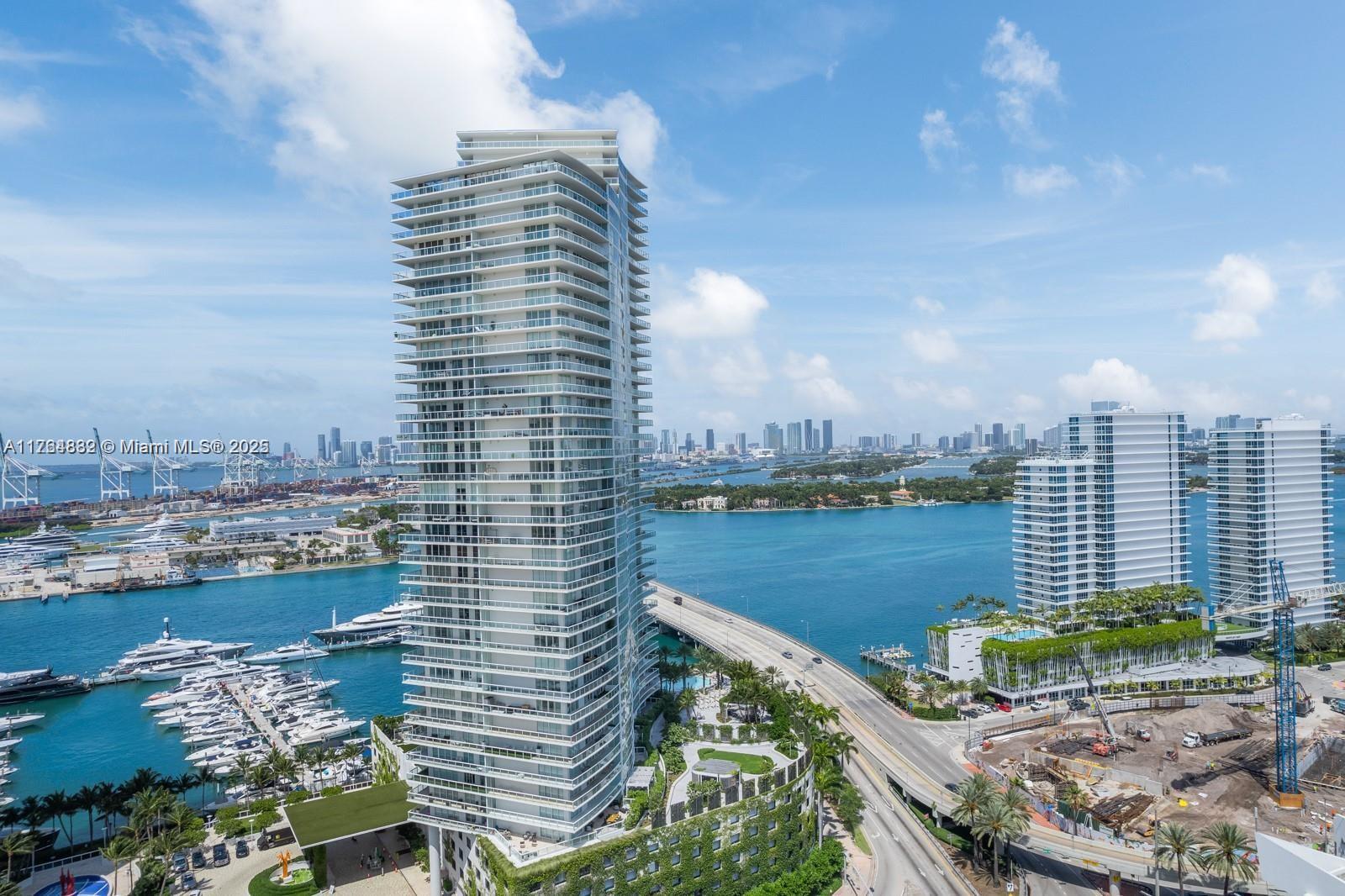 ICON CONDO - Residential
