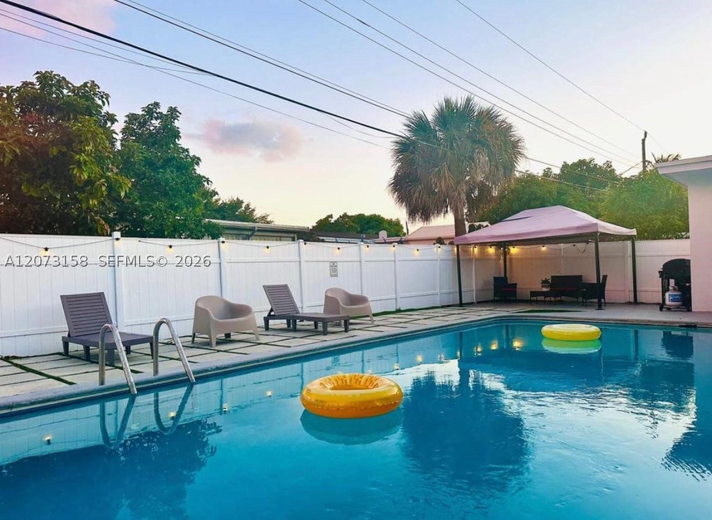 Photo of 7904 Miramar Pkwy, Miramar, FL 33023 (MLS # A12073158)