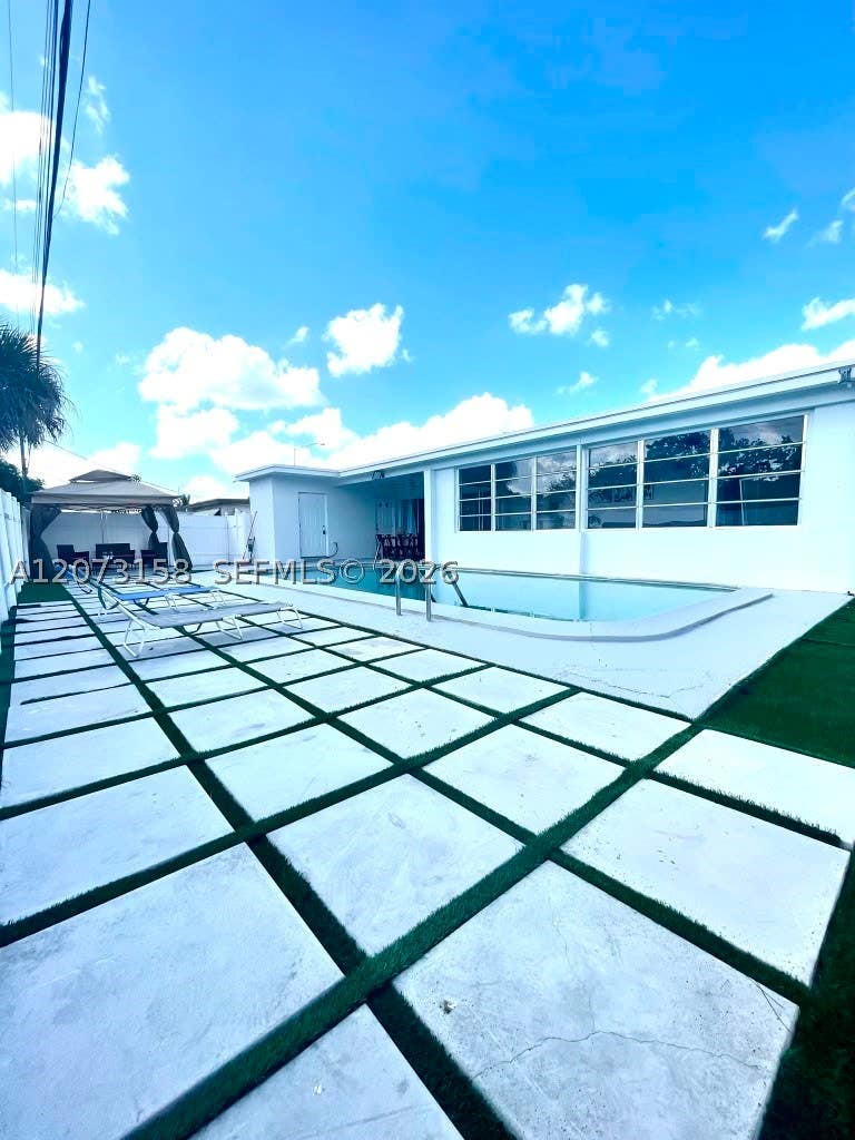 Photo of 7904 Miramar Pkwy, Miramar, FL 33023 (MLS # A12073158)