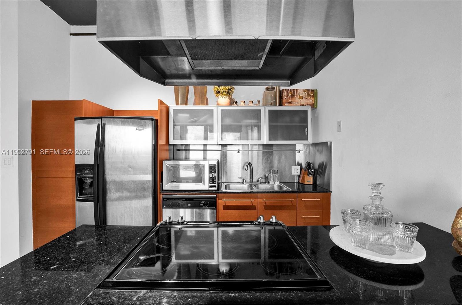 NEO CONDO - Residential