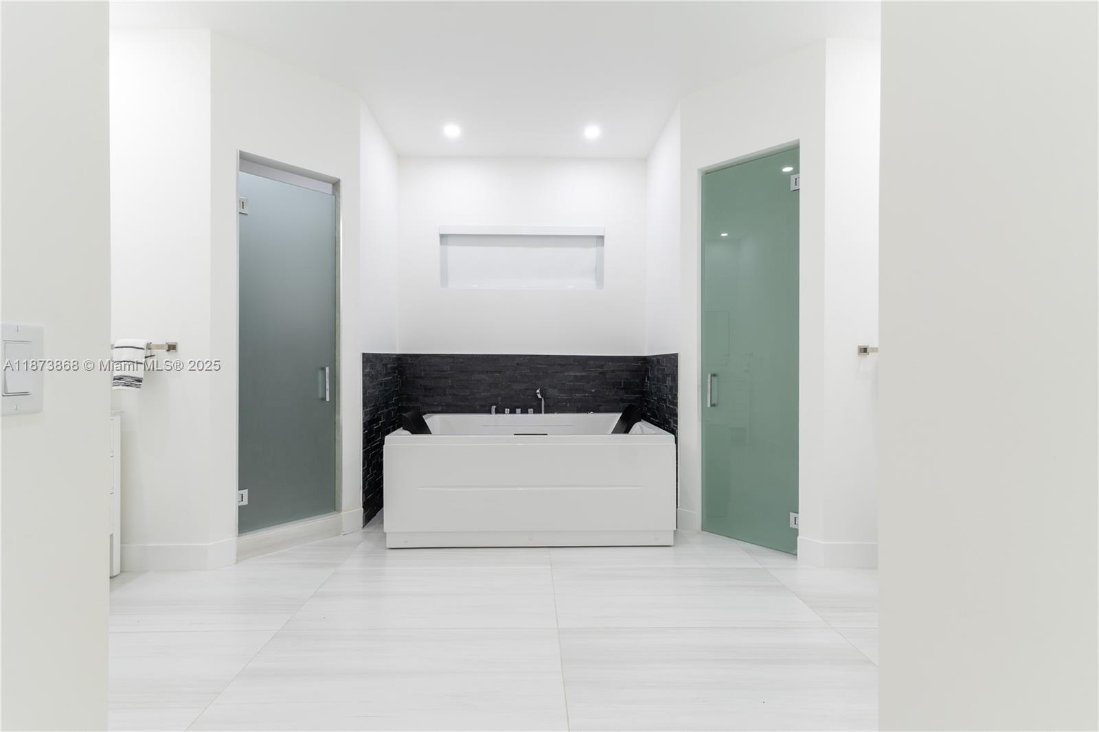 FLA CITY HIGHLANDS - Residential