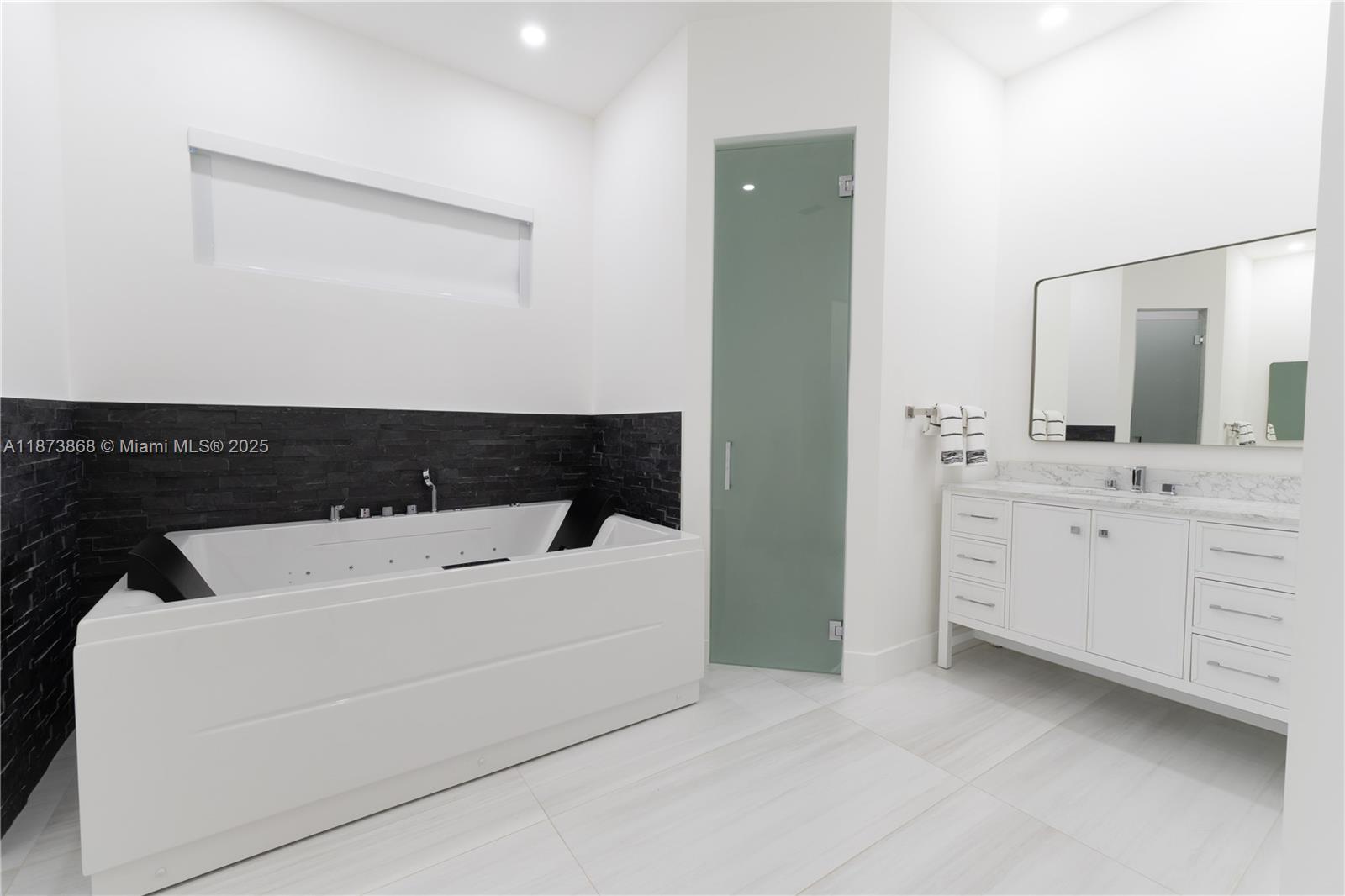 FLA CITY HIGHLANDS - Residential