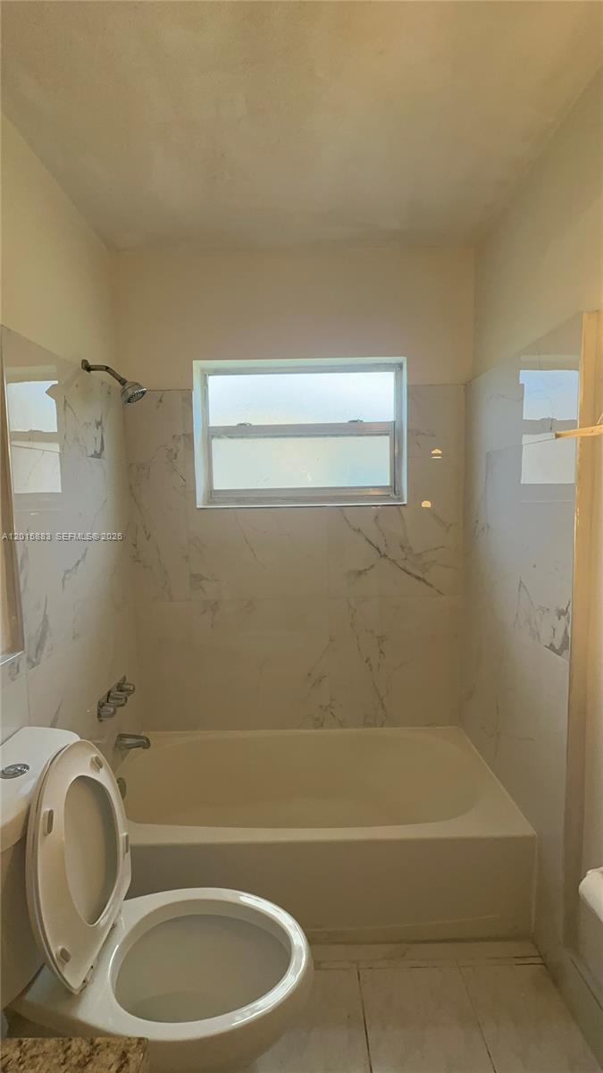 OAKLAND ESTATES 6TH SEC - Residential Lease