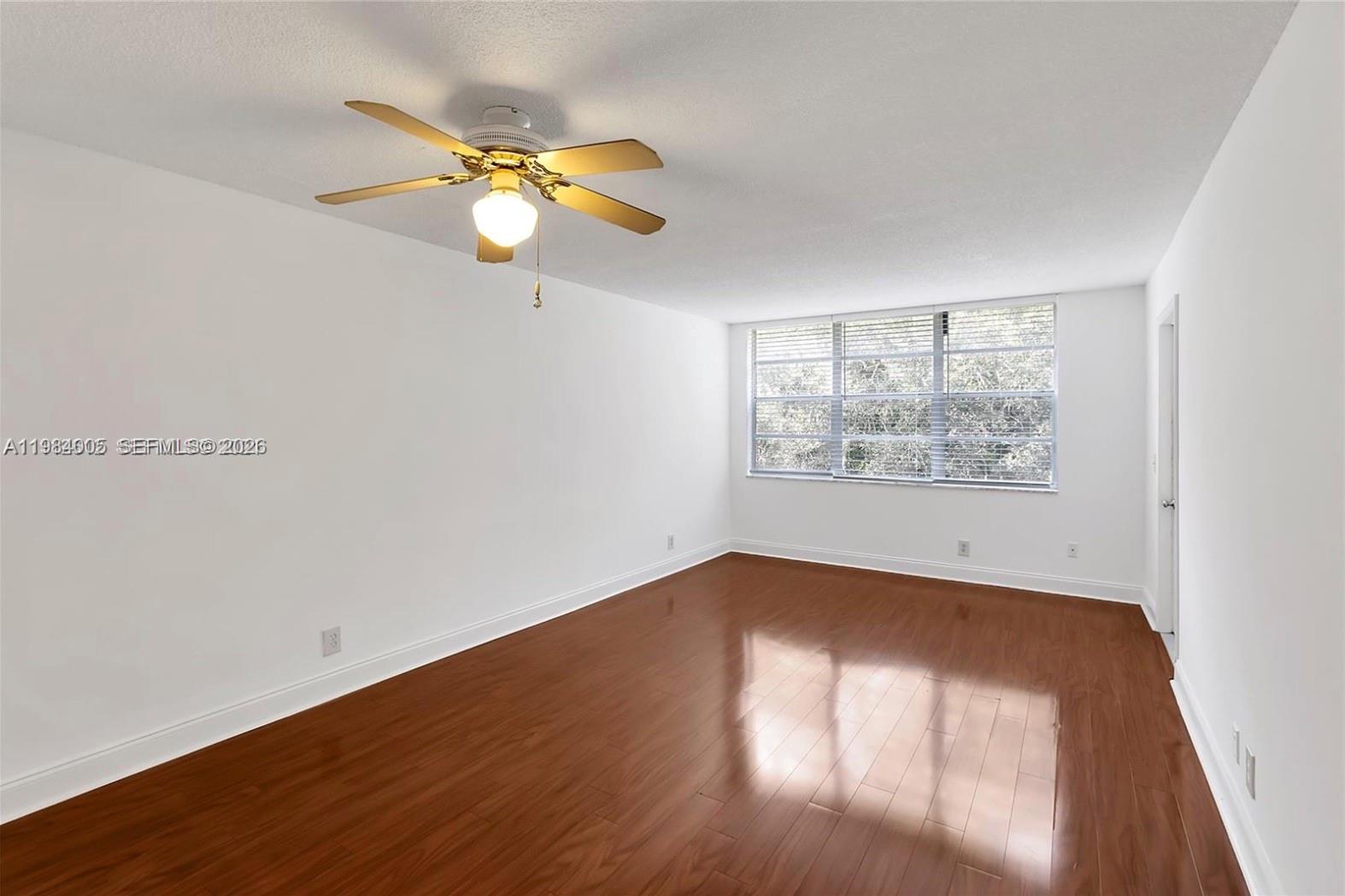 9430 Live Oak Pl 407