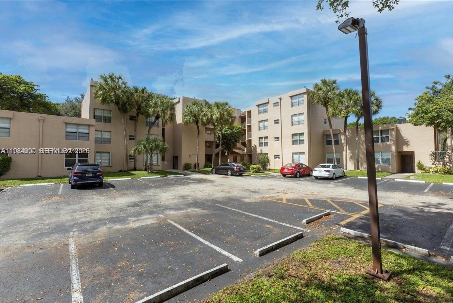 LIVE OAK CONDO FIVE - Residential