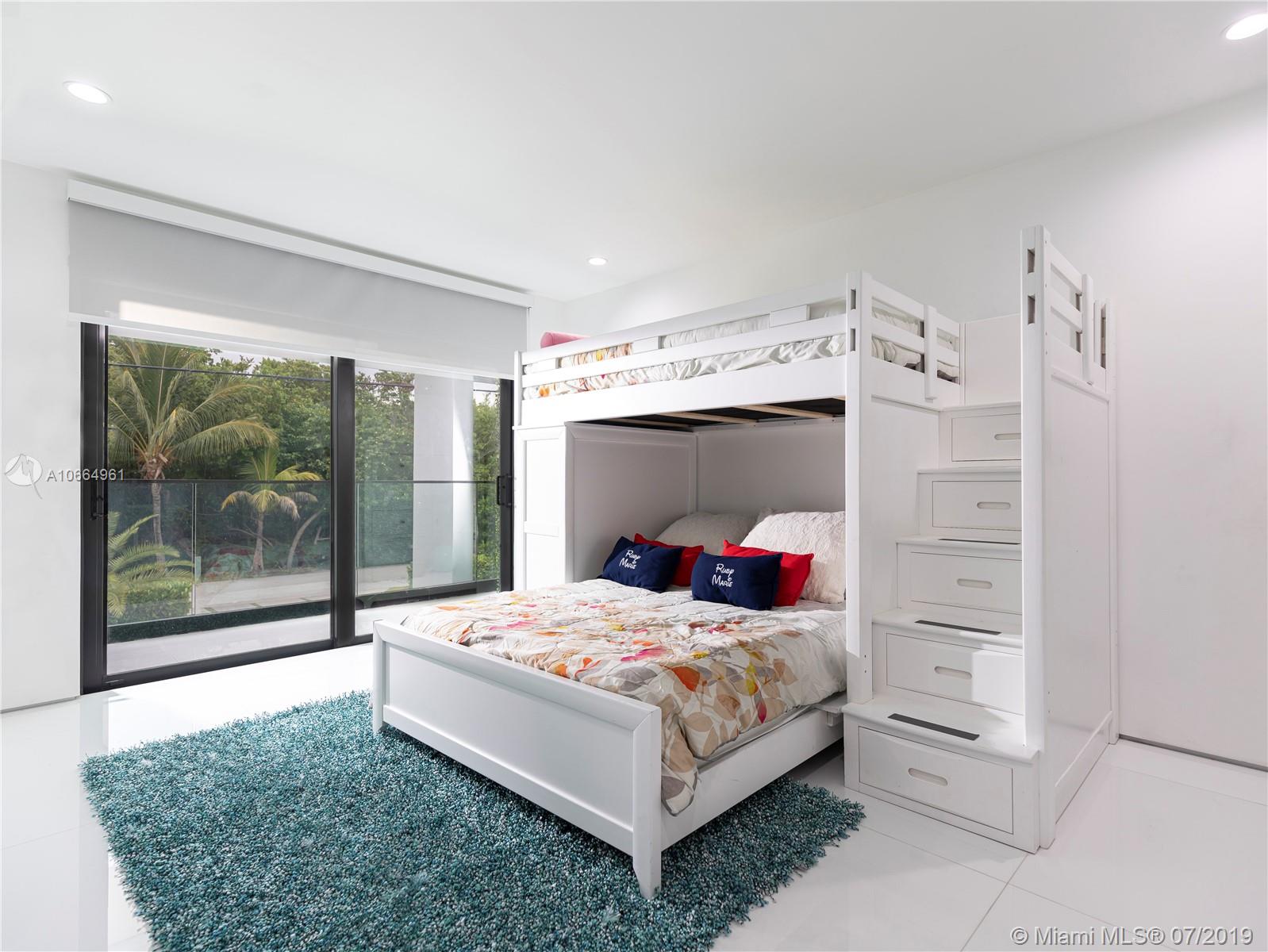 CORAL BAY SEC B - Residential
