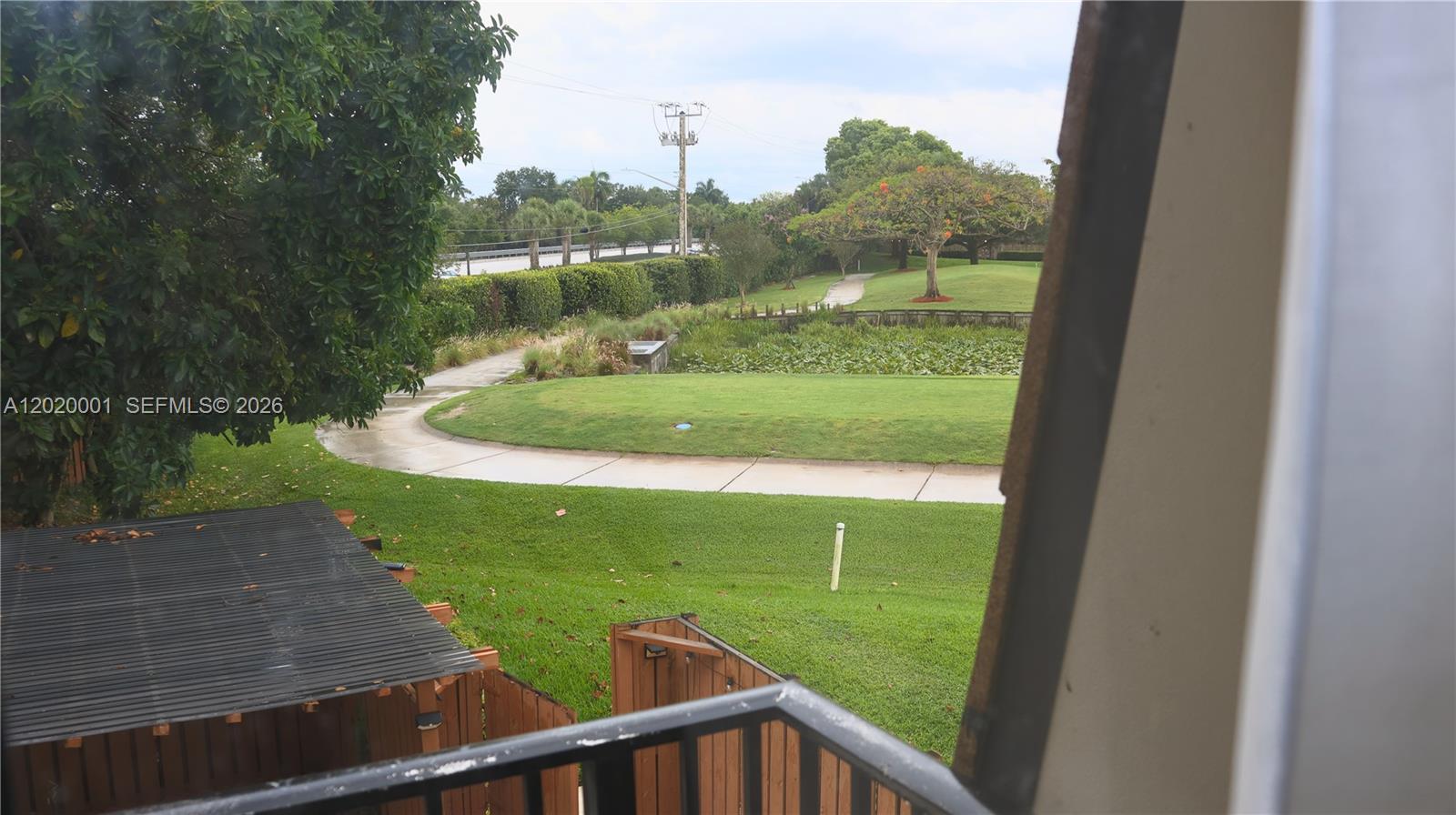 PINE ISLAND RIDGE SEC 8 - Residential