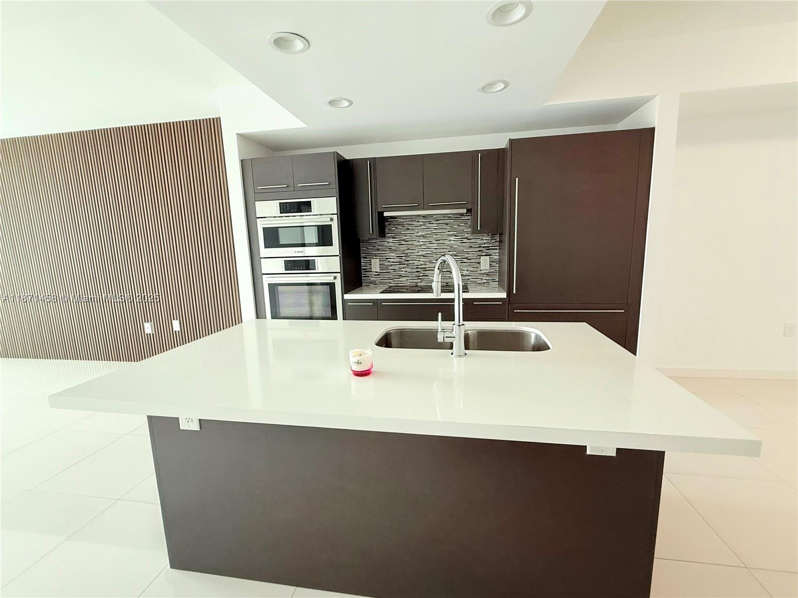 MIDTOWN DORAL CONDO 2 - Residential