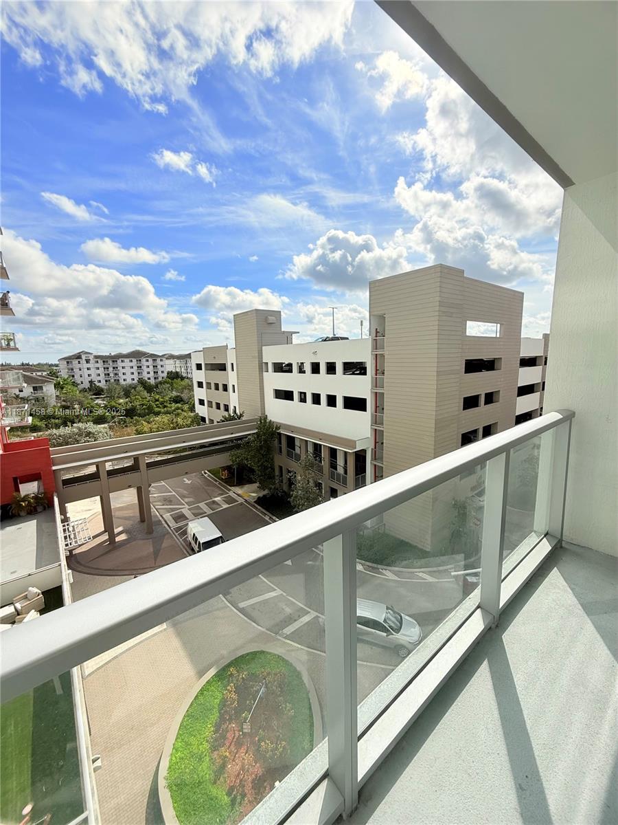 MIDTOWN DORAL CONDO 2 - Residential