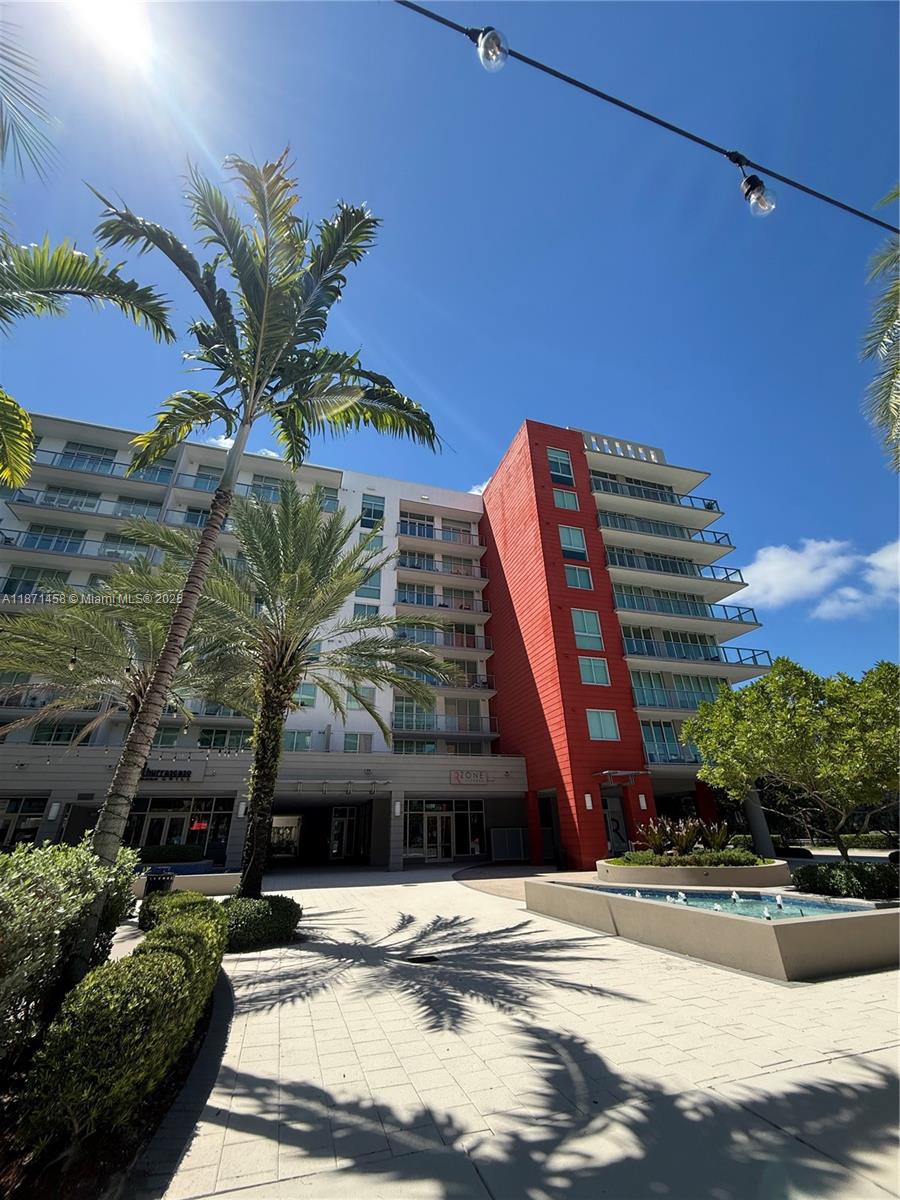 Discover comfort and style in this bright and open 1 bedroom + den, 2 bathroom residence in the heart of Midtown Doral. Step inside to enjoy abundant natural light, a sleek beautiful European-style kitchen with premium Bosch appliances, and thoughtfully designed living areas perfect for entertaining or relaxing. The spacious primary suite includes multiple walk-in closets and a luxurious bathroom with dual sinks.
Enjoy vibrant city life, walk to Publix, TJ Max, and top restaurants. Or relax in your brand new clubhouse with state of the art gym, and resort style amenities. 20-30 Minutes away from Miami International Airport, and South Beach. Quick access to Turnpike and Palmetto. Your modern lifestyle starts here!