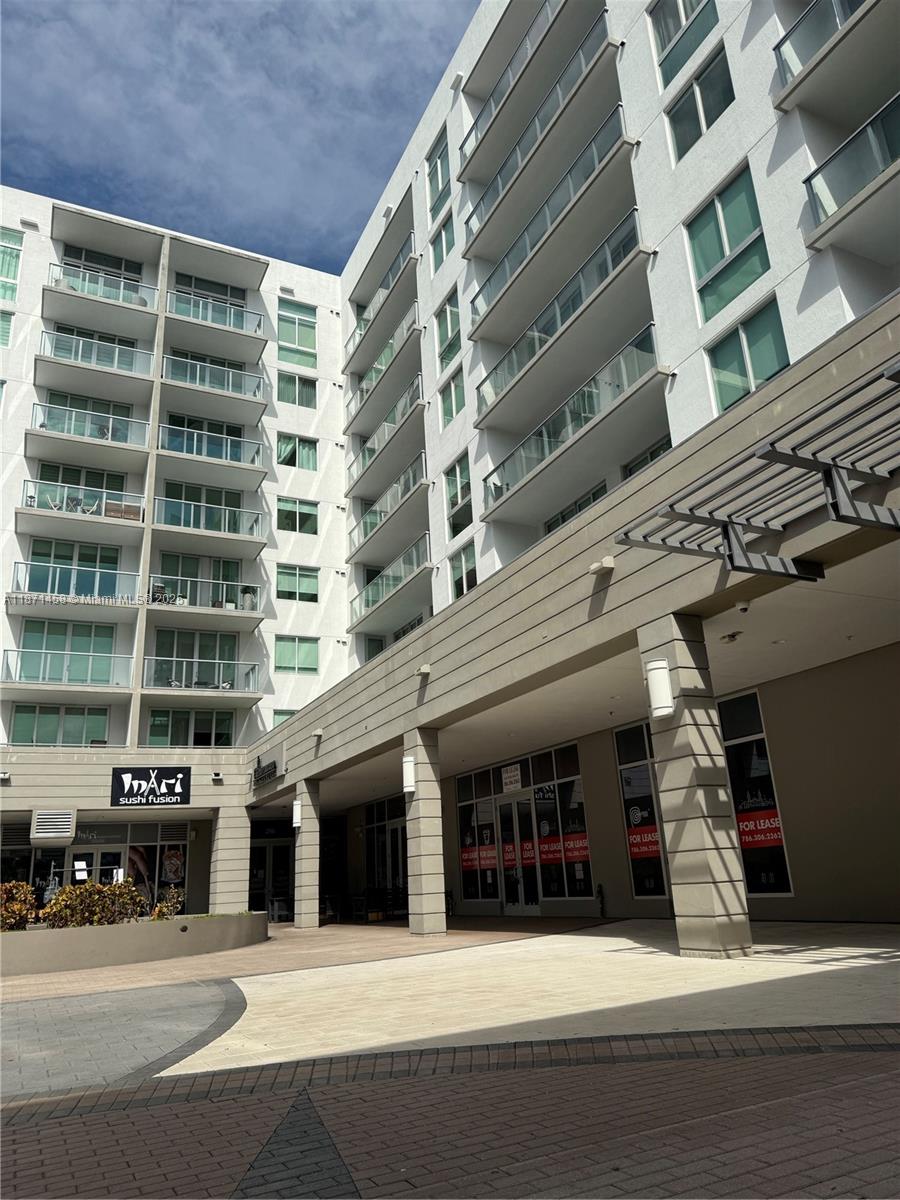 MIDTOWN DORAL CONDO 2 - Residential