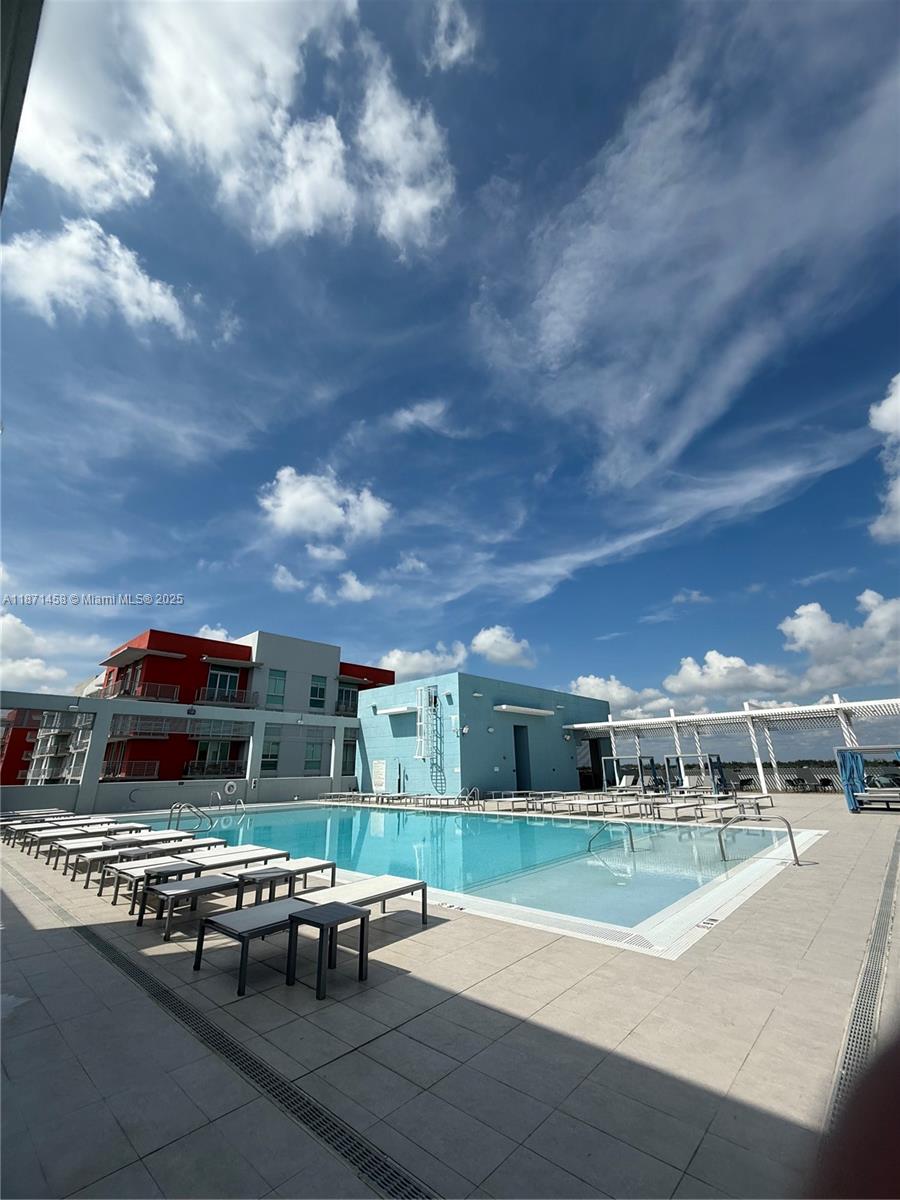 MIDTOWN DORAL CONDO 2 - Residential