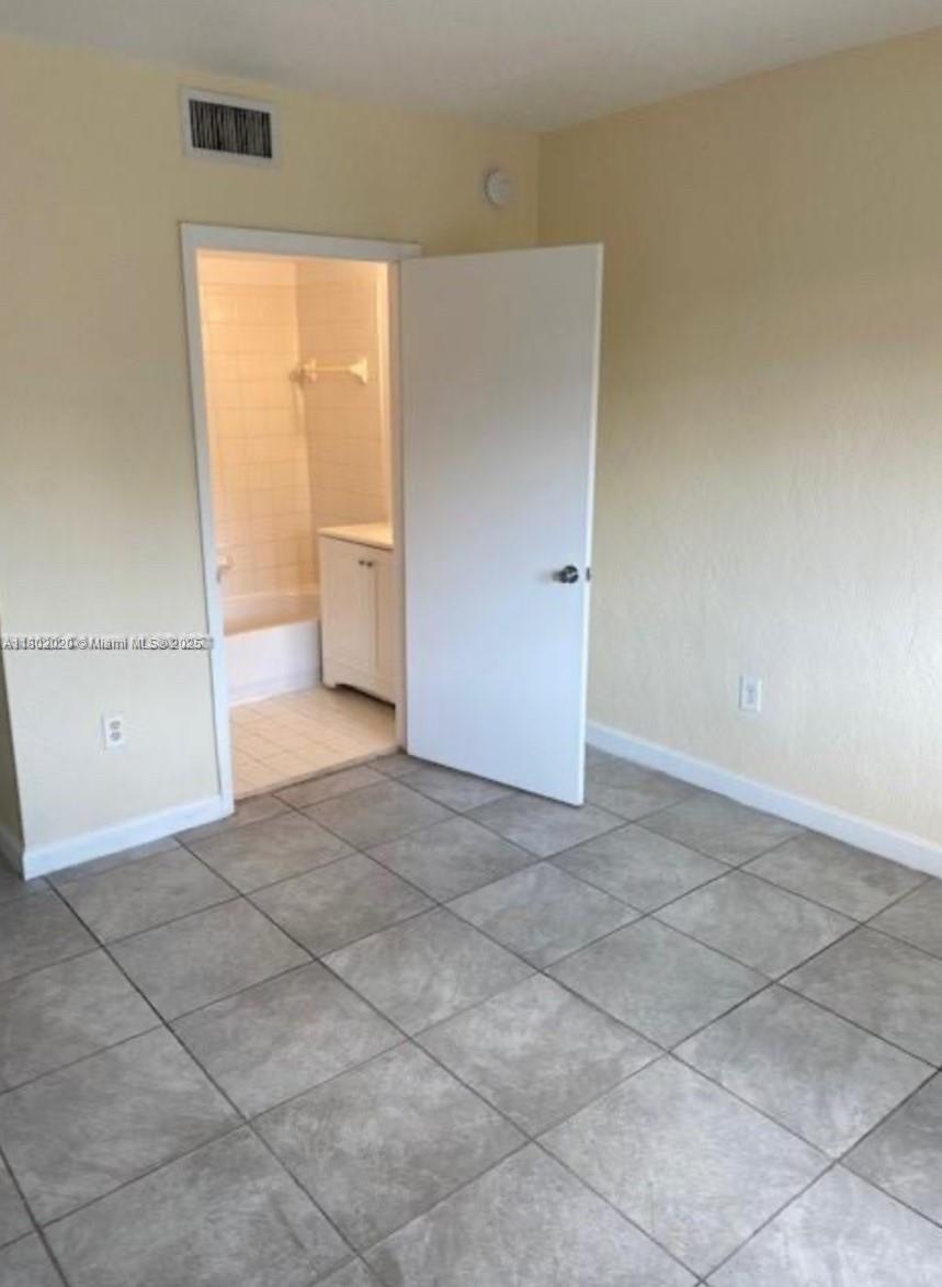 315 NW 84th Ter 315
