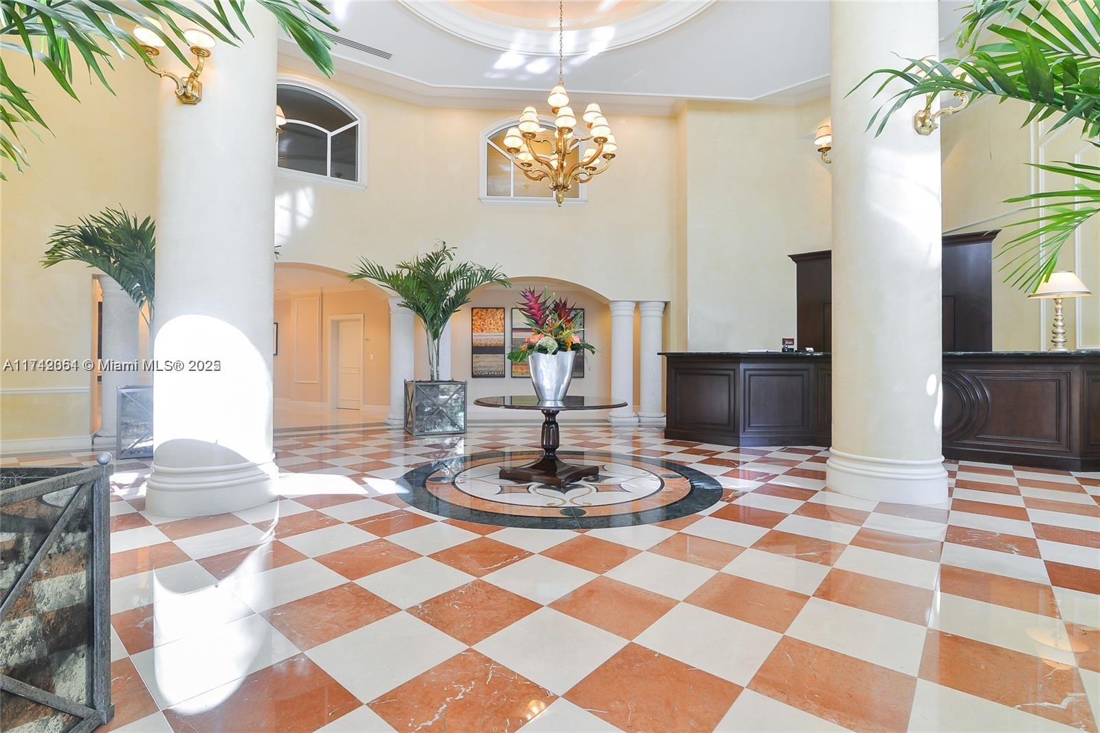 TURNBERRY VILLAGE SO TOWE - Residential