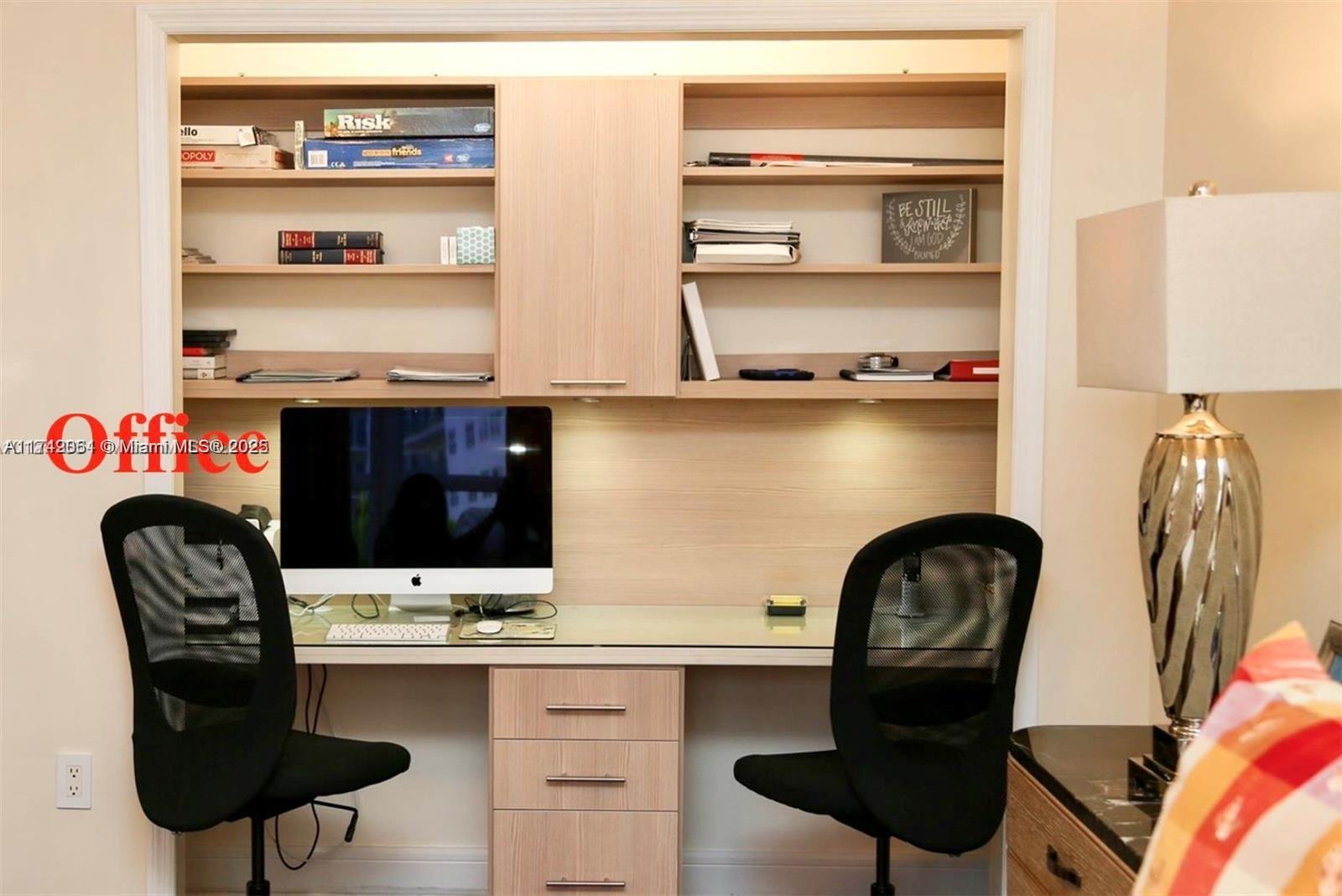 TURNBERRY VILLAGE SO TOWE - Residential