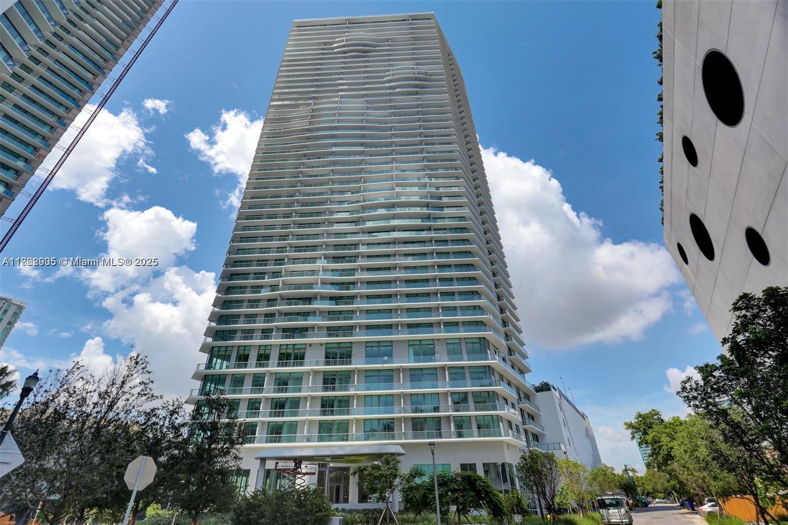PARAISO BAYVIEWS CONDO - Residential Lease