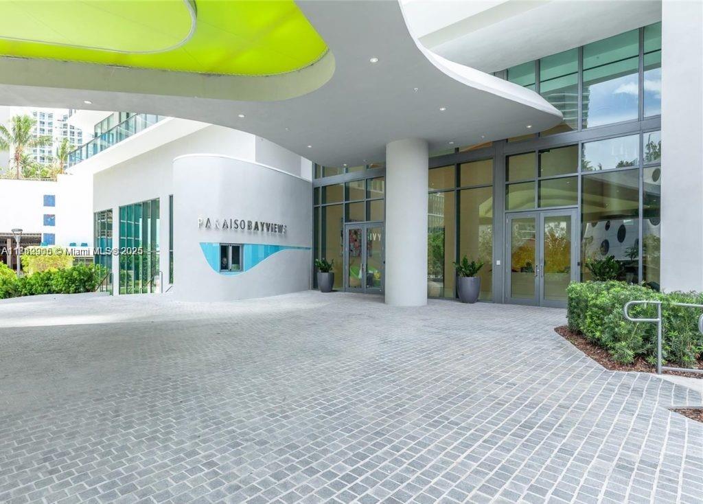 PARAISO BAYVIEWS CONDO - Residential Lease