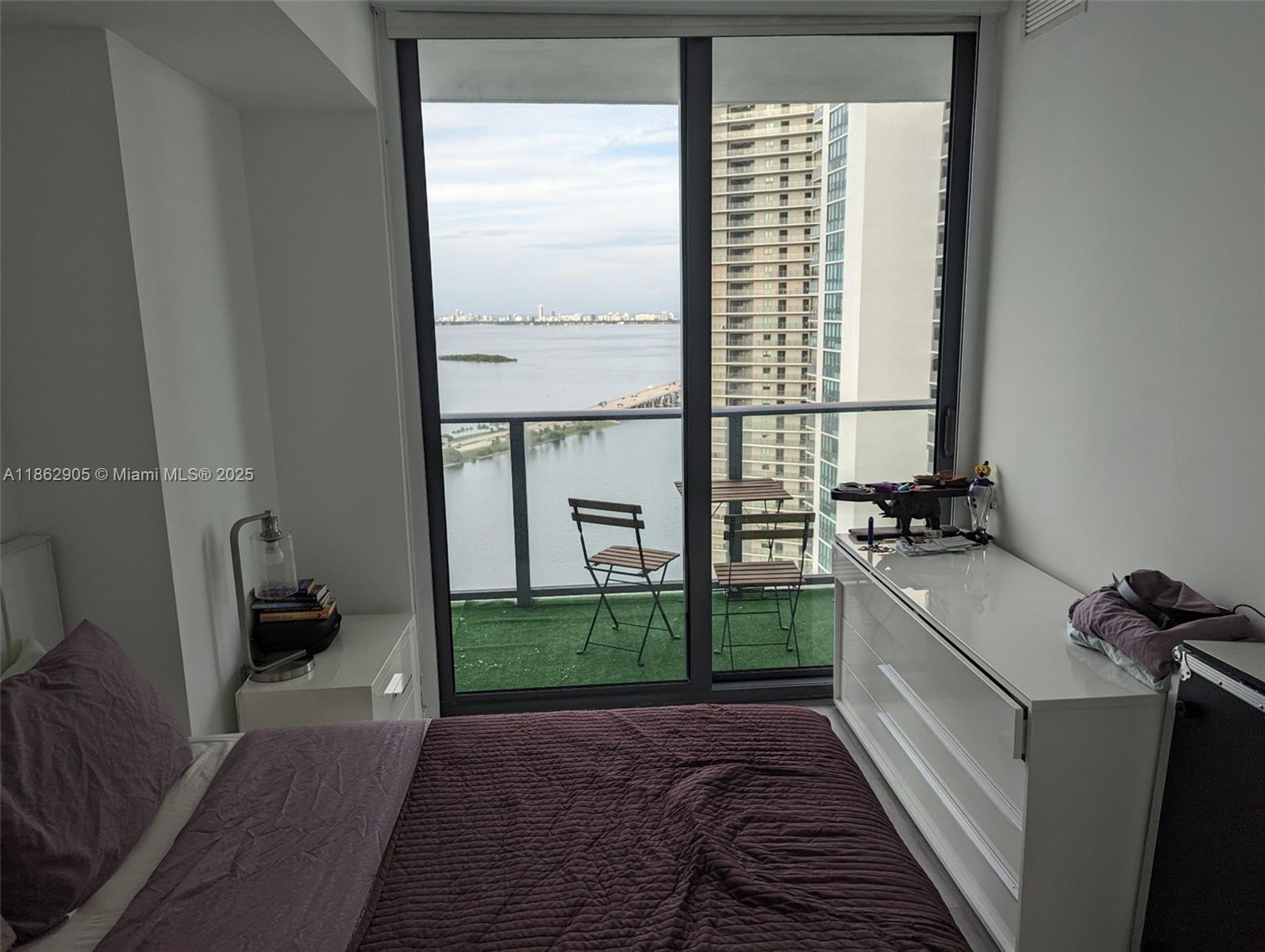PARAISO BAYVIEWS CONDO - Residential Lease