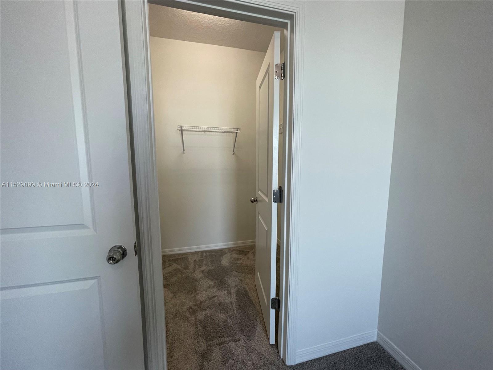 AMERICAN EXPRESS TRACT - Residential Lease