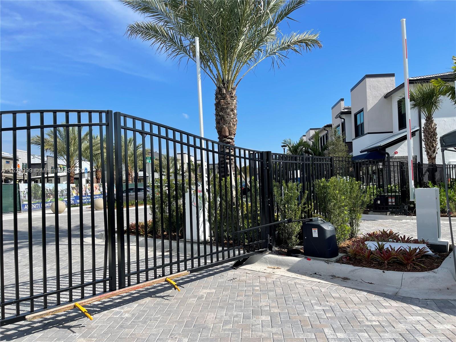 AMERICAN EXPRESS TRACT - Residential Lease