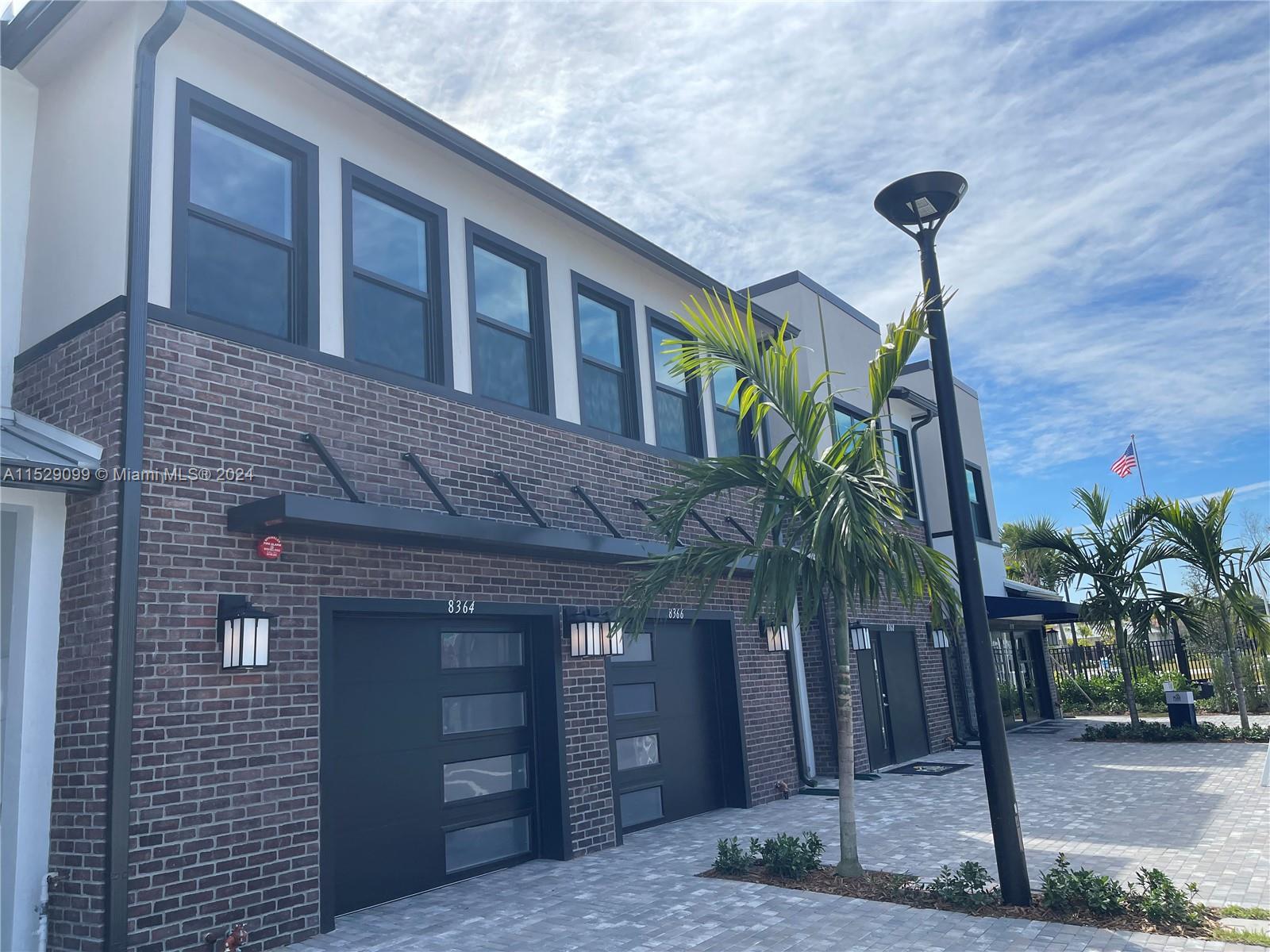 AMERICAN EXPRESS TRACT - Residential Lease