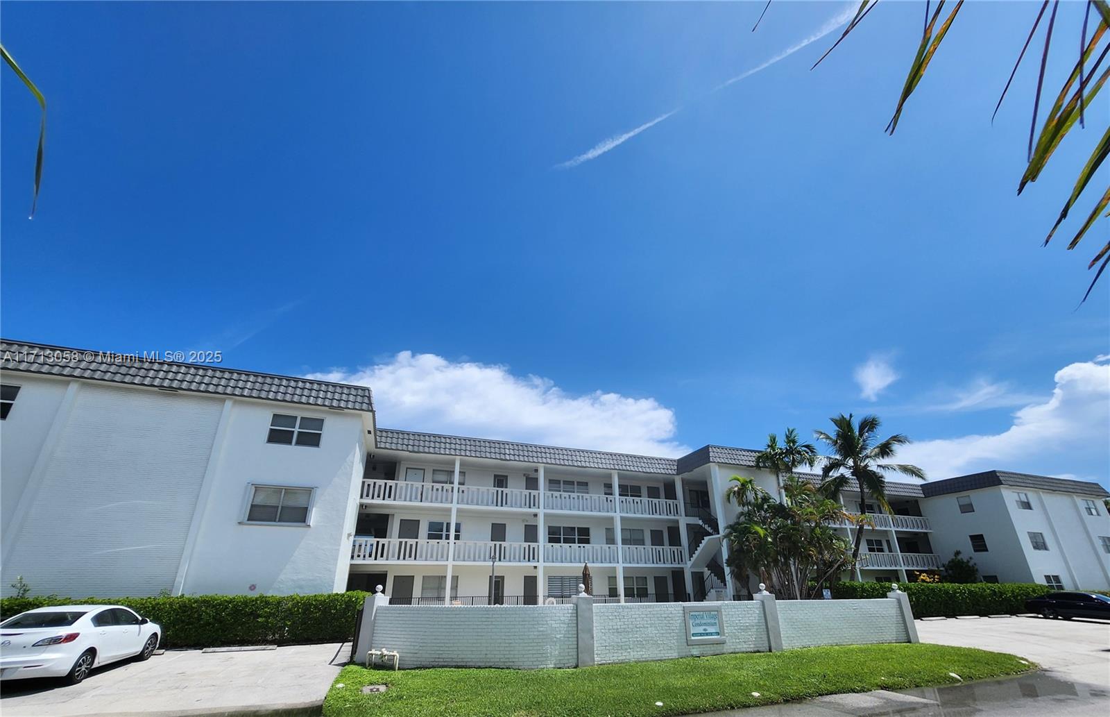 IMPERIAL VILLAGE CONDO - Residential Lease